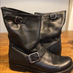 Frye Veronica Shortie Leather Boot
